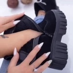 Schwarze XN68A -Stiefel Mei