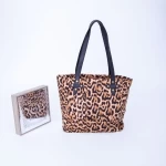 Briciole Frauenhandtasche braun Mode