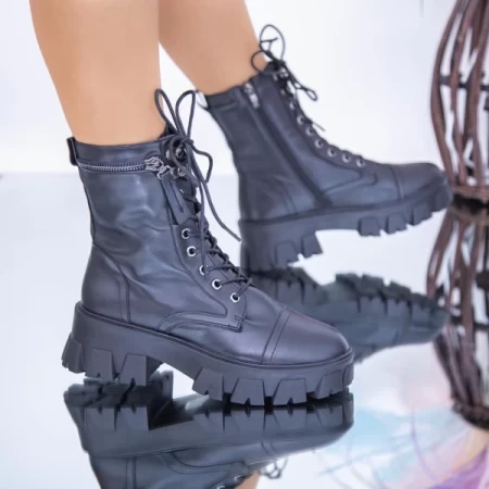 MX335 Schwarze Stiefel Mei