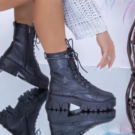 MX335 Schwarze Stiefel Mei