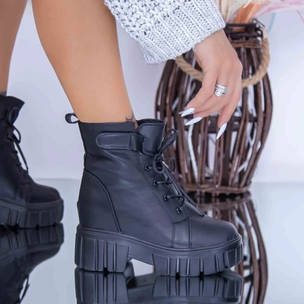 Xn75 schwarze Stiefel Mei