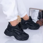 Sportschuhe auf der schwarzen Plattform WL137A Mei