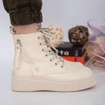 F02 Beige Stiefel KK & VV