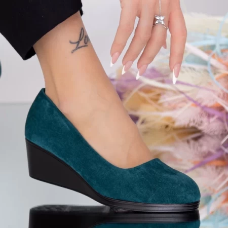 Schuhe auf der C91 Green -Plattform Mode