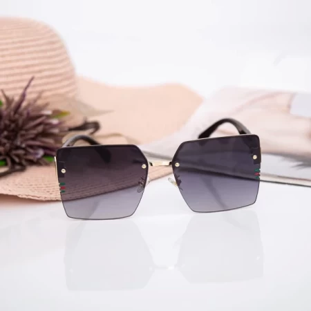 Sonnenbrille für Frauen 2020-158 C1 Schwarz | 2020