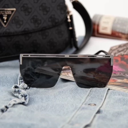 Sonnenbrille für Frauen 2020-155 C1 Schwarz | 2020