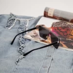 Sonnenbrille für Frauen 2020-155 C1 Schwarz | 2020