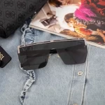 Sonnenbrille für Frauen 2020-155 C1 Schwarz | 2020