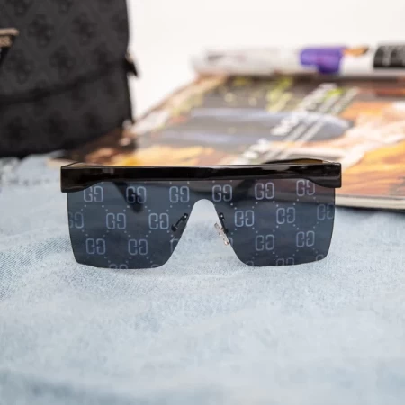 Sonnenbrille für Frauen 2020-133 C3 Schwarz | 2020