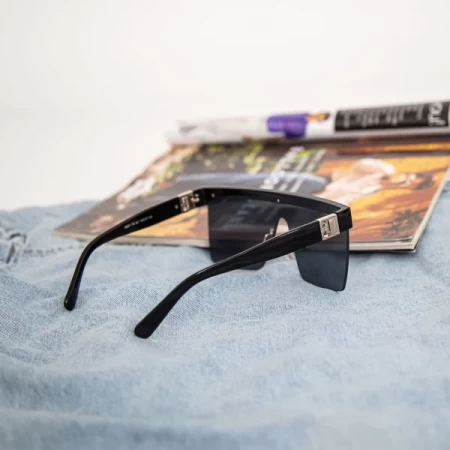 Sonnenbrille für Frauen 2020-133 C3 Schwarz | 2020