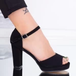 Sandalen mit einer dicken Ferse WT69 SD Schwarz | Mei