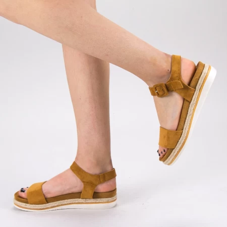 Helle Sandalen von Frauen hellbraun Mei