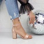 Sandalen mit einer dicken Ferse xkk230 Champagner | Mei