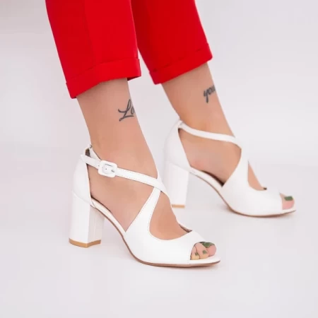 Sandalen mit einer dicken Ferse YXD18 Weiß | Mei