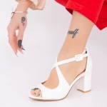 Sandalen mit einer dicken Ferse YXD18 Weiß | Mei