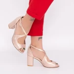 Sandalen mit einer dicken Ferse YXD18 Champagner | Mei