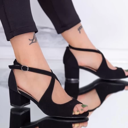 Sandalen mit dicken Absätzen yxd20 schwarz | Mei