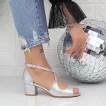 Sandalen mit einem dicken Ferse yxd20 Silber Mei