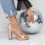 Sandalen mit einer dicken Ferse xkk22a Champagner | Mei
