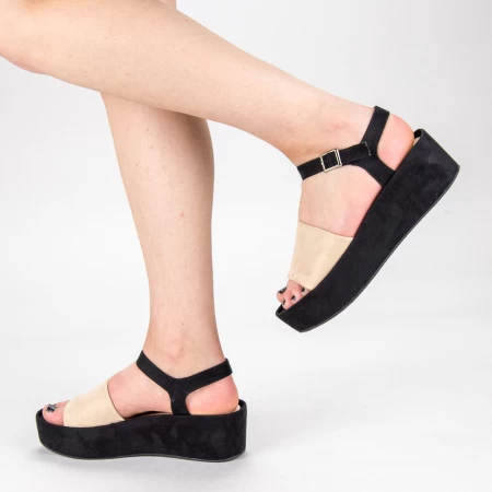 Sandalen auf dem Beige 2017-19 Mulatha