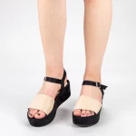 Sandalen auf dem Beige 2017-19 Mulatha