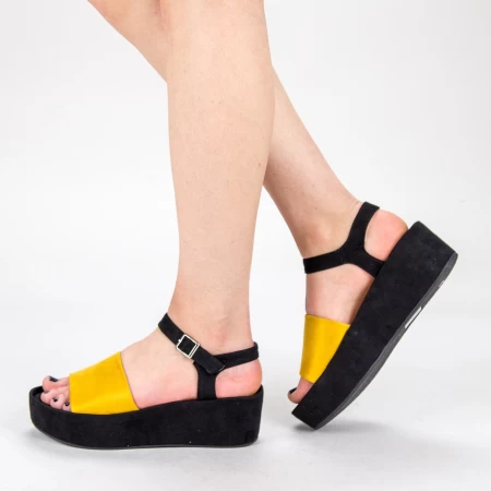 Sandalen auf der Plattform 2017-19 Gelb | Mulatha