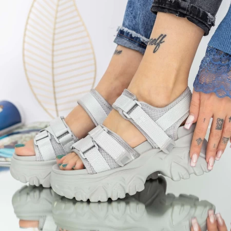 Sandalen auf der WL233 -Plattform grau | Mei