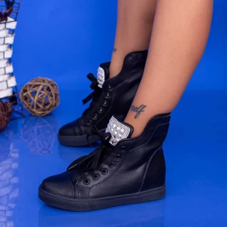 Frauen K39 Sportschuhe schwarz Mei