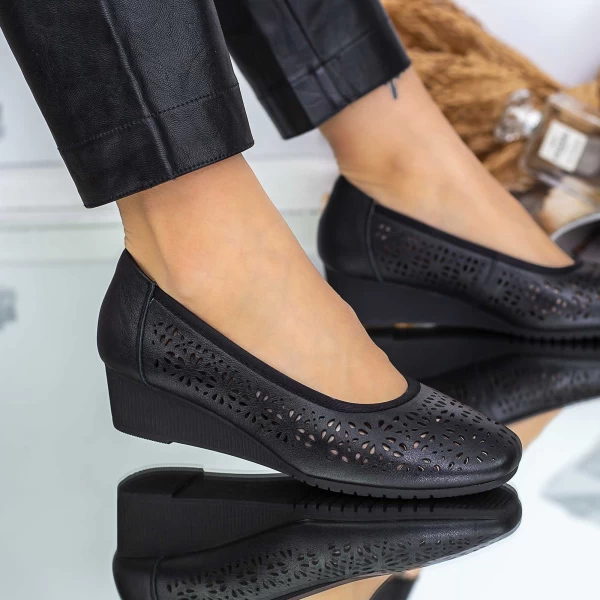 Frauenschuhe jeden Tag A77-18 Schwarz | Gebildet