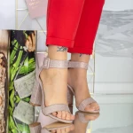 Sandalen mit einer dicken Ferse xkk161f Champagner | Mei