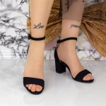 Sandalen mit dicken Absätzen xdr282 schwarz | Mei