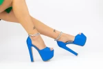Sandalen mit einer dicken Ferse und 2HLX93 -Plattform blau Mei
