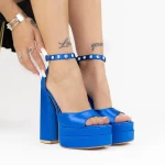 Sandalen auf einer dicken Ferse und 2Sy7 -Plattform blau Mei