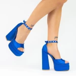 Sandalen auf einer dicken Ferse und 2Sy7 -Plattform blau Mei