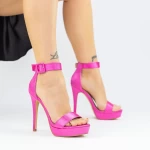 Sandalen mit dünner Ferse und Plattform 2xkk576 Fuksja | Mei