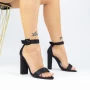 Sandalen mit dicken Absätzen 2xkk571 schwarz | Mei