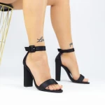Sandalen mit dicken Absätzen 2xkk571 schwarz | Mei