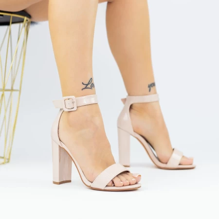 Sandalen mit dicken Absätzen 2xkk571a Beige | Mei