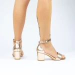 Sandalen mit dicken Absätzen 2xkk572a Champagner | Mei