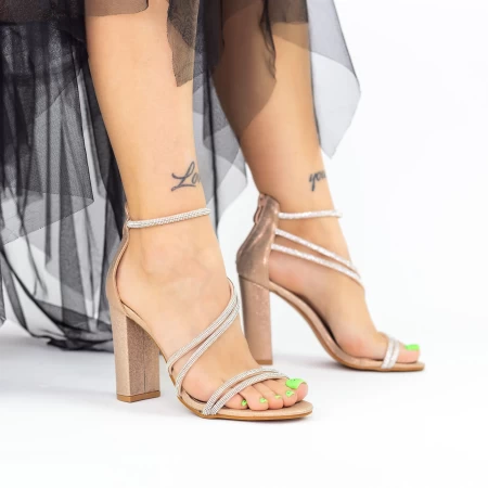 Sandalen mit dicken Absätzen 2bd18 Champagner | Mei