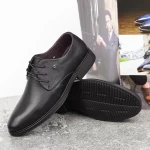 Herrenschuhe aus natürlichen Leder 91785 Schwarz | Mels