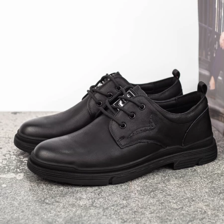 Herrenschuhe aus natürlichen Leder 806003 Schwarz | Mels