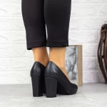 Katzenschuhe 2YXD33A Schwarz | Mei