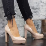 Dicke Absätze und 2T5 beige Plattform Mei
