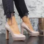 Dicke Fersenschuhe und 2T5 Champagnerplattform Mei