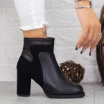 Kurze Stiefel mit einer dicken Absatz 2mx378a schwarz | Mei