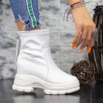 Stiefel auf der 2xn98 Plattform White | Mei