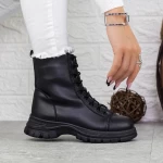 2n29 schwarze Stiefel Mei