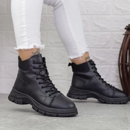 2n26 schwarze Stiefel Mei
