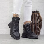 2n26 schwarze Stiefel Mei